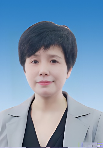 易岚，黨委委員 副院長